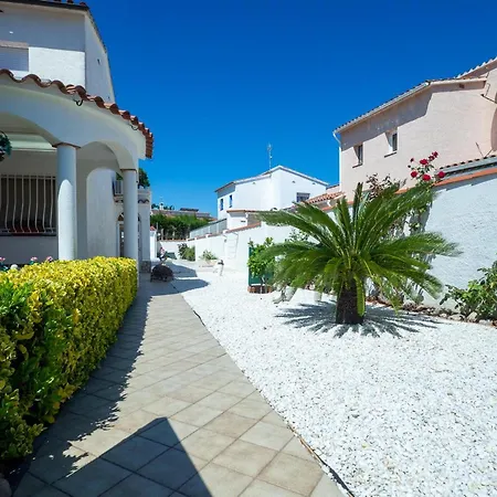 Casa Con Piscina Privada, Cerca De La Playa, Wi-fi Incluido - Es-325-36 *